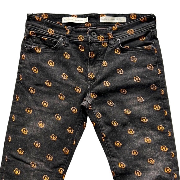 Pilcro Anthropologie | Embroidered Slim Straight Jeans Floral Black 27 - Picture 3 of 10